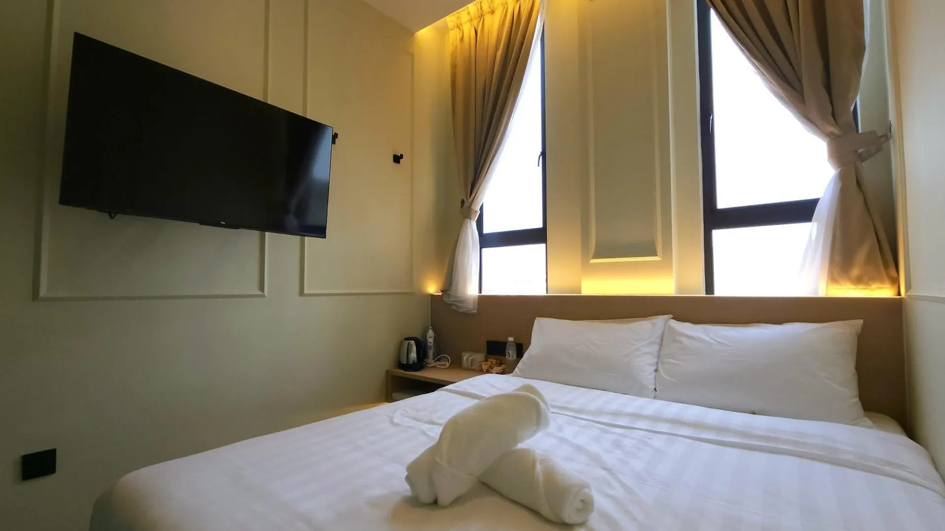 Georgetown Ay Hotel 2*, George Town